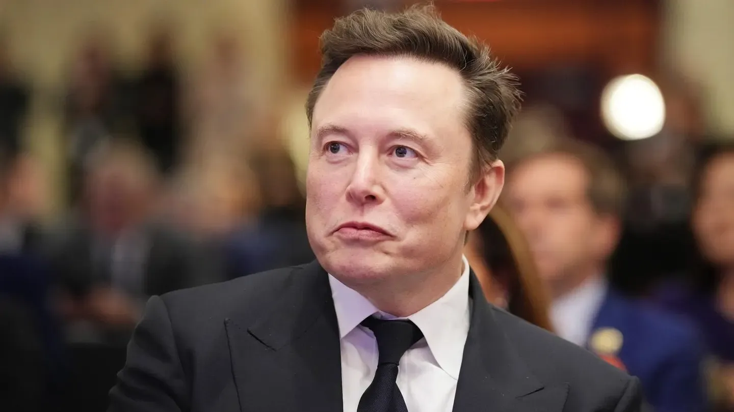 Tesla馬斯克Elon Musk生日生辰八字命盤分析- 探索命運之旅